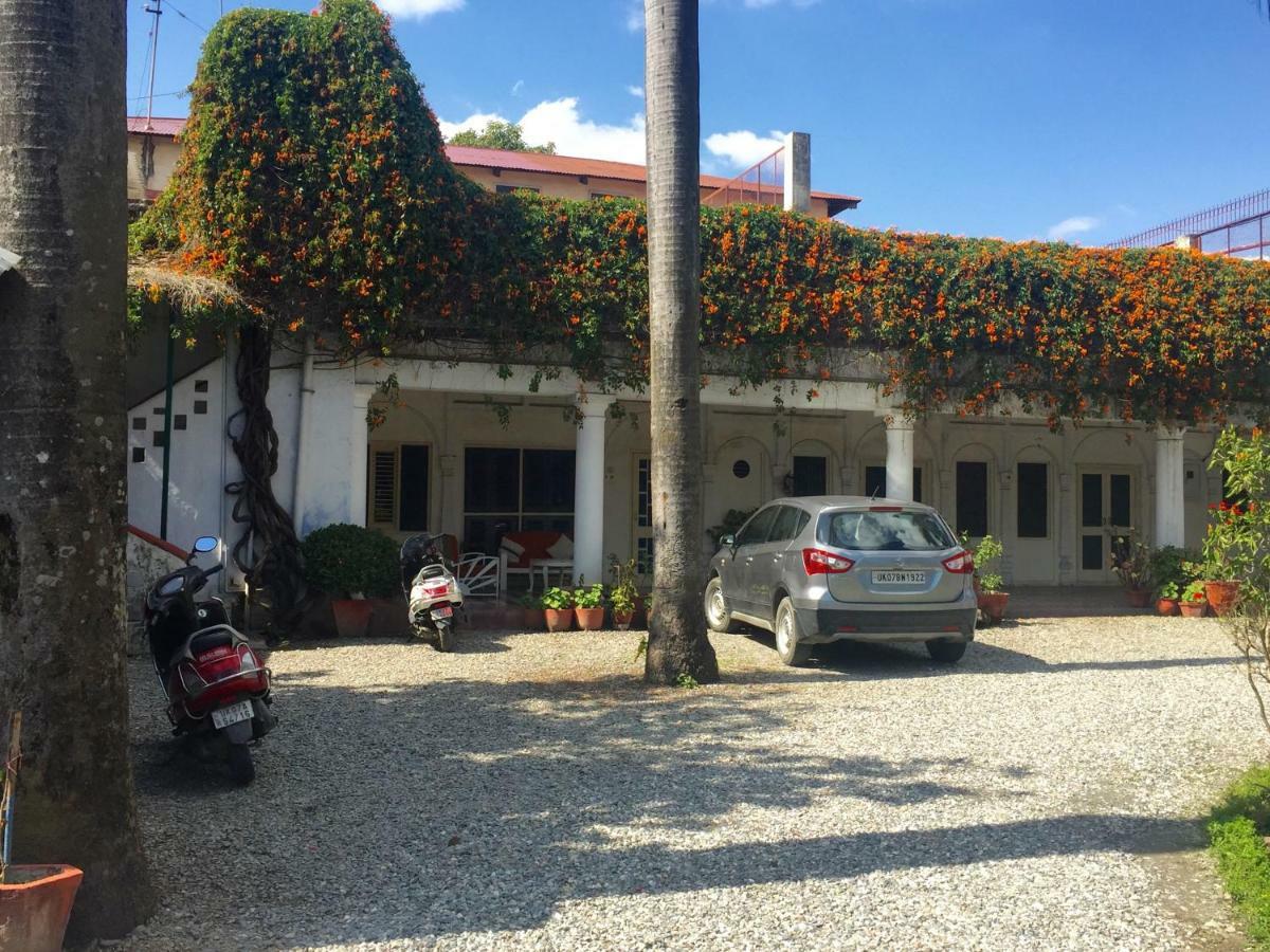 Mango Tree Courtyard Dehradun 호텔 외부 사진